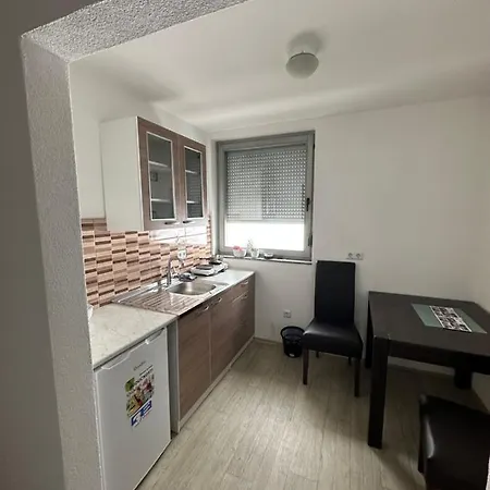 Restoran I Prenociste Istanbul Oda ve Kahvaltı Bihać
